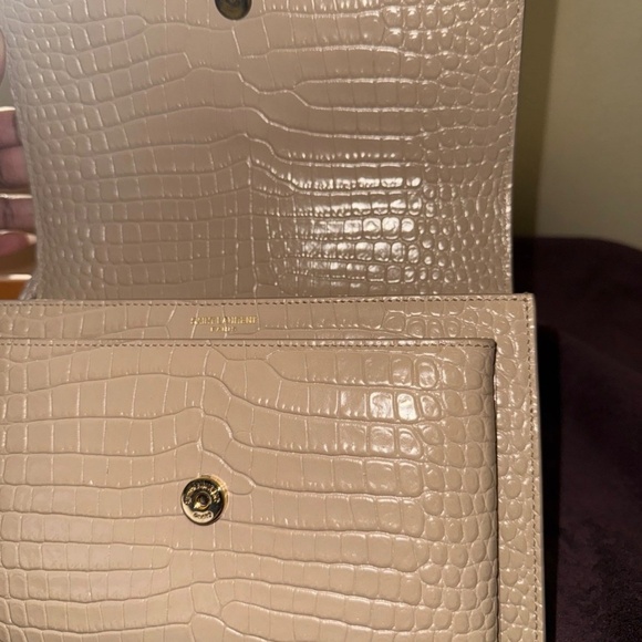 Saint Laurent SUNSET MEDIUM IN CROCODILE-EMBOSSED LEATHER - Picture 5 of 6